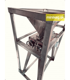 Malt mill